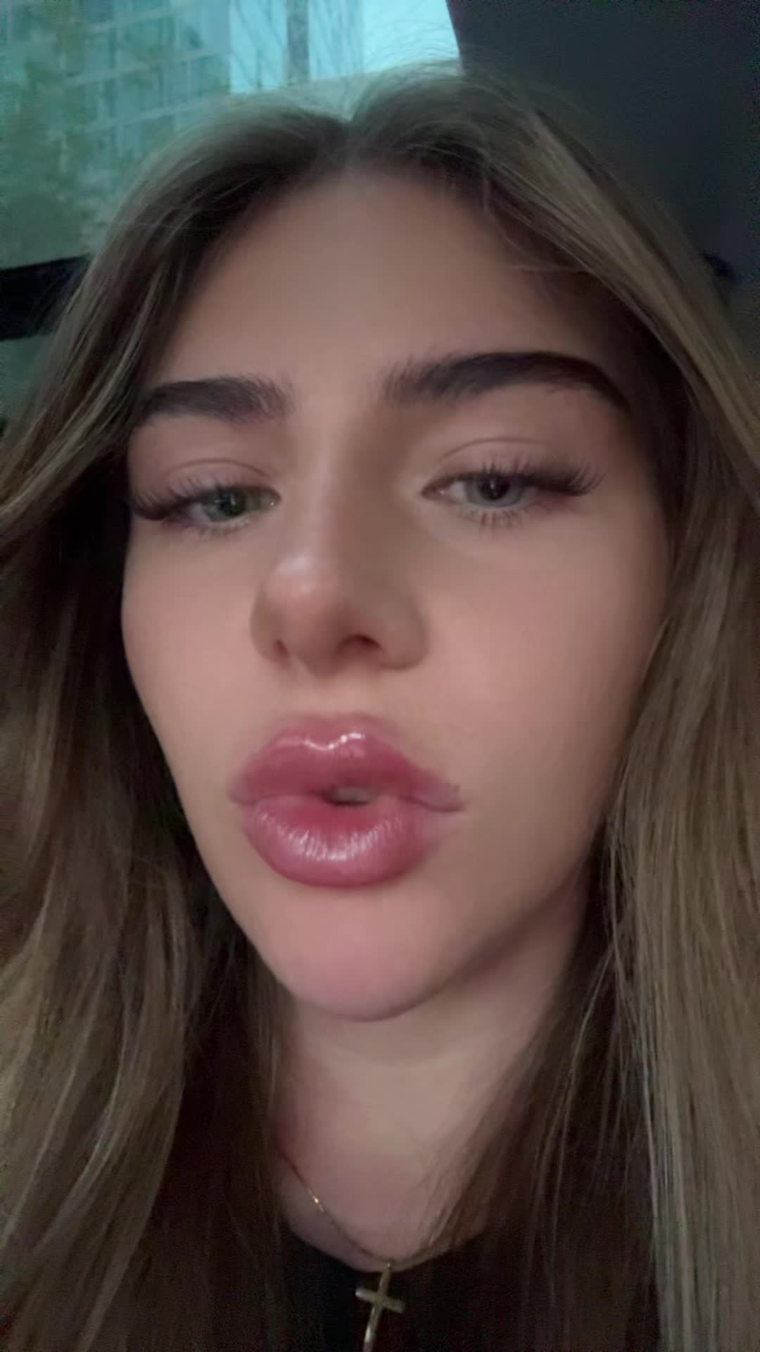 @𝐋𝐚𝐞 𝐋𝐚𝐞 🕊