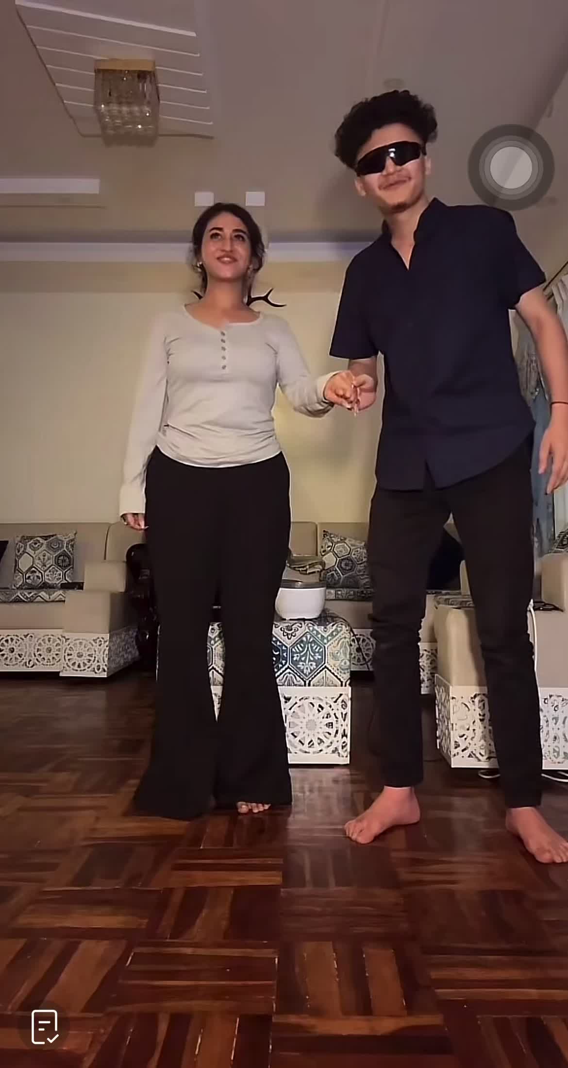 @Aayuzeh👩❤️👨
