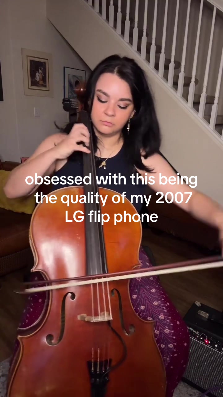 @Ava