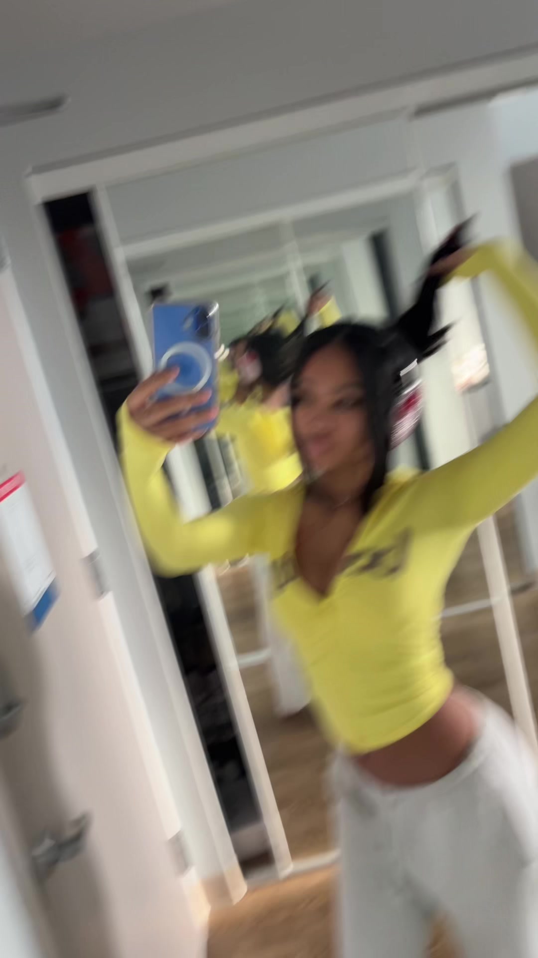 @mia