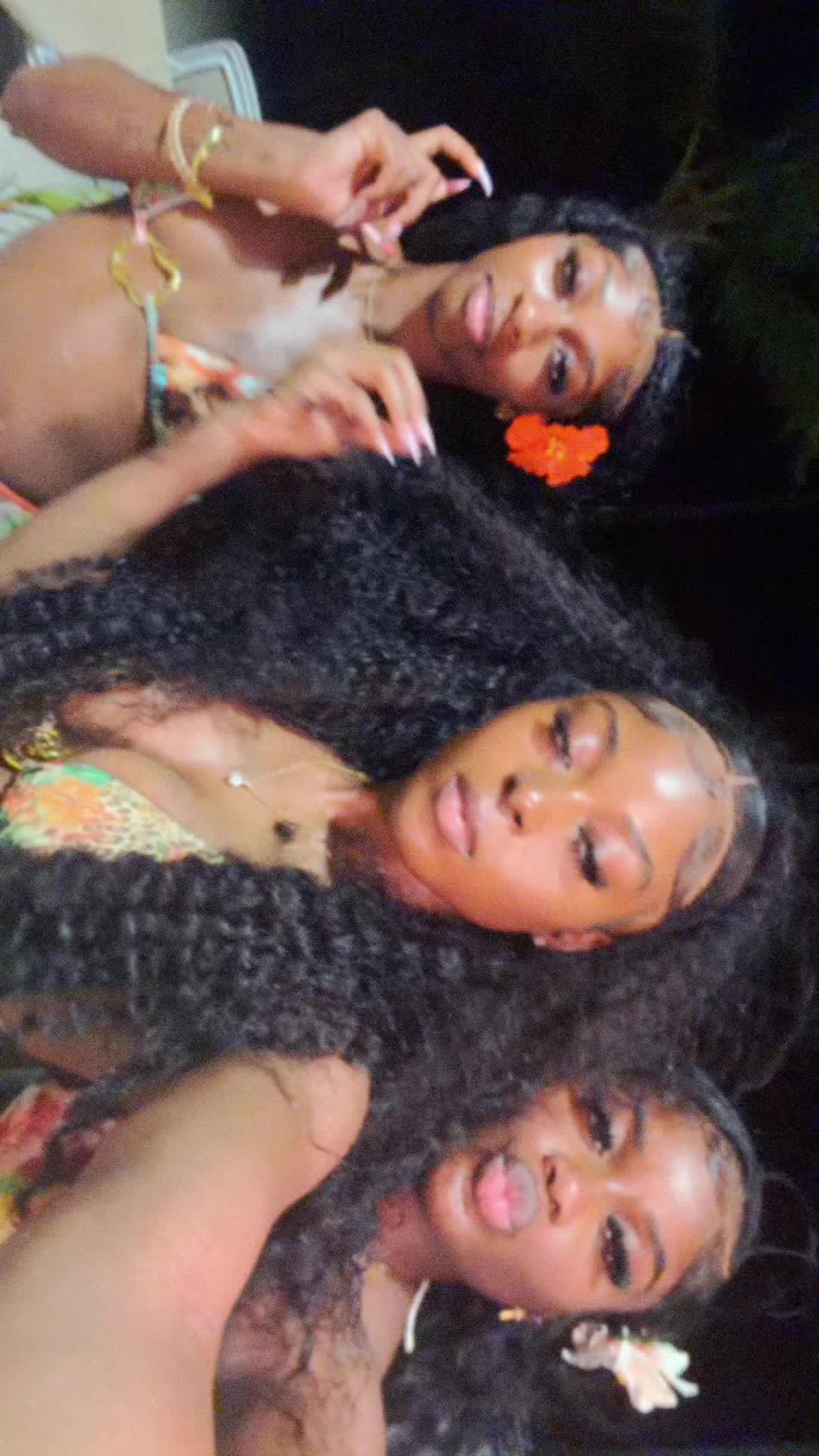 @emilyy