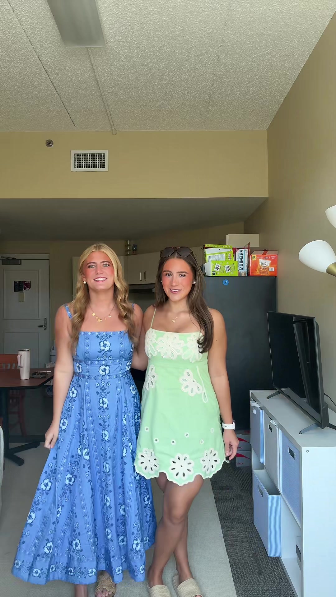 @ac 🩷🤗💚💫