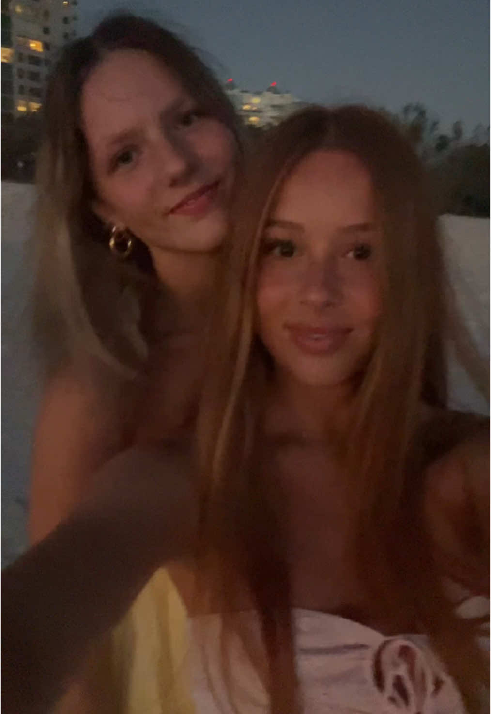 @ellie