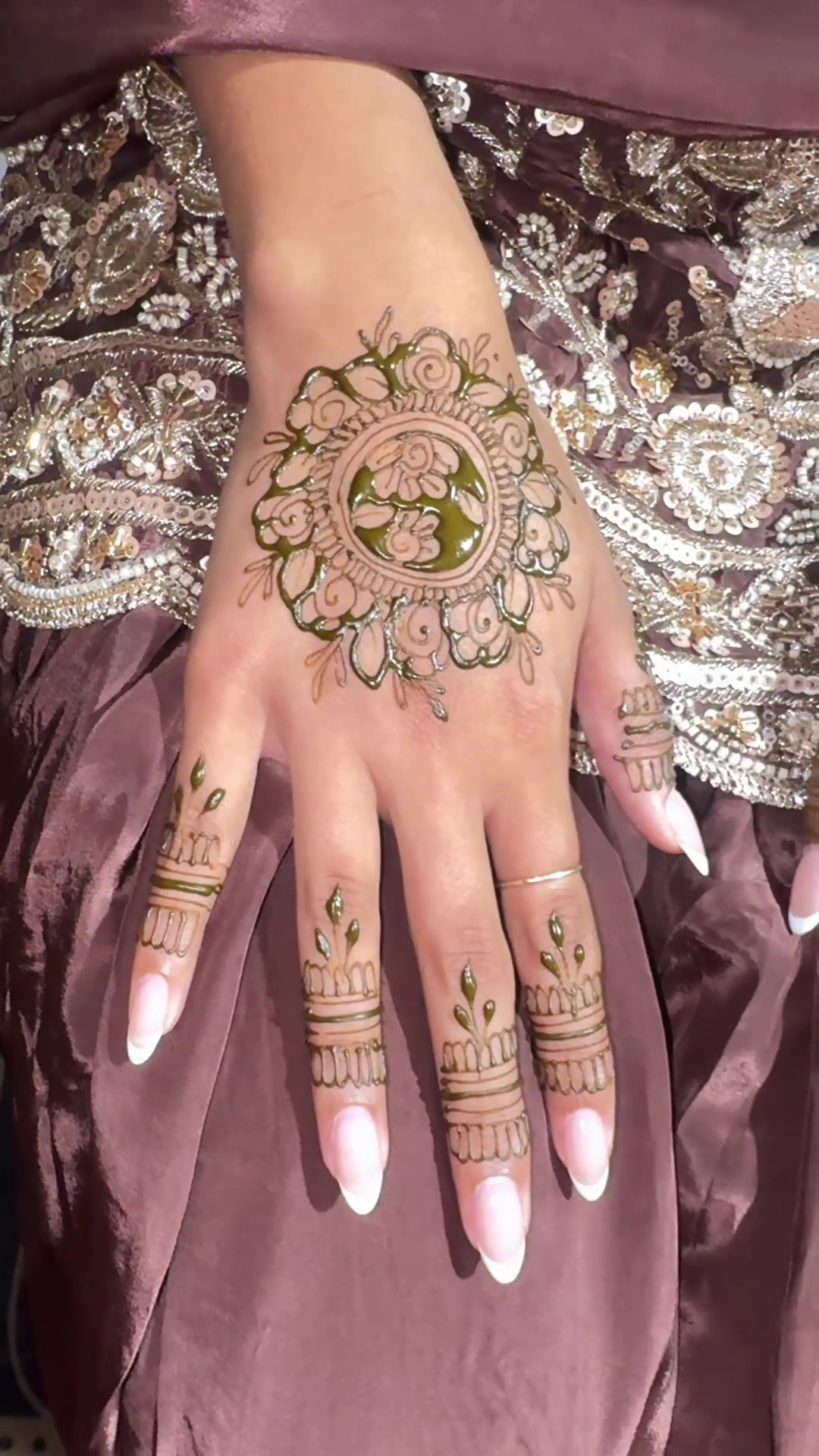 @Sirat ✨Brampton henna Artist