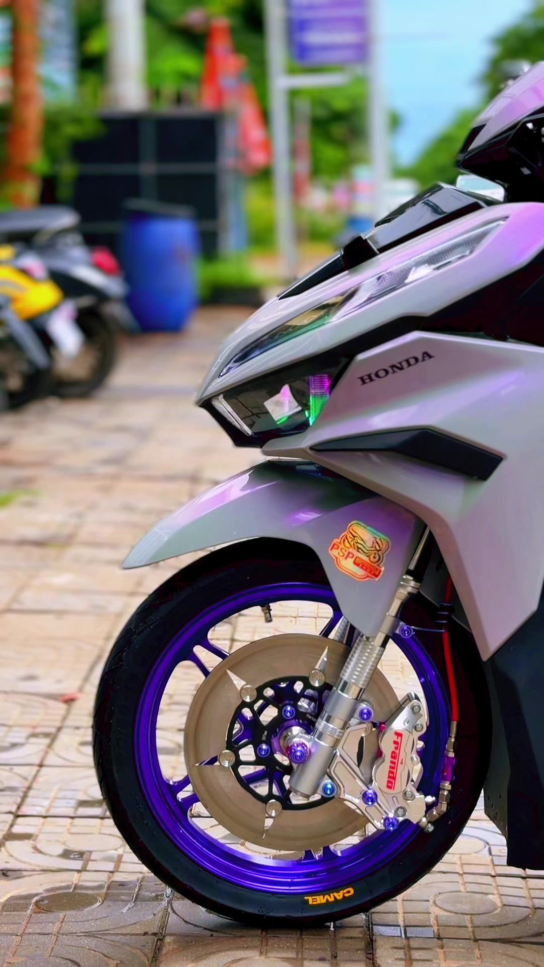 @ភាពសុភ័ក្រ្ត ទិញលក់ម៉ូតូវ៉ៃដូរ