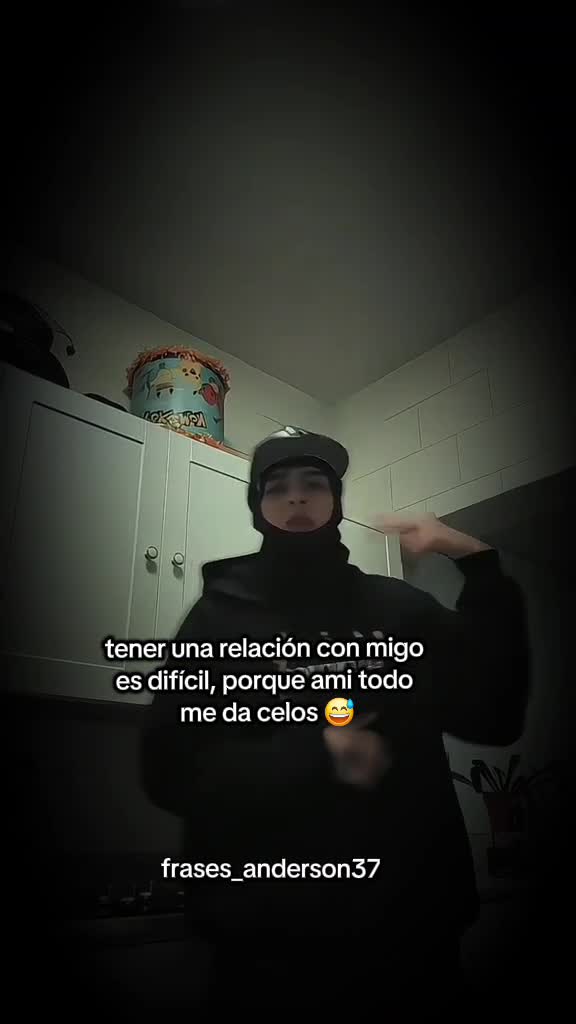 @frases_strangeboy