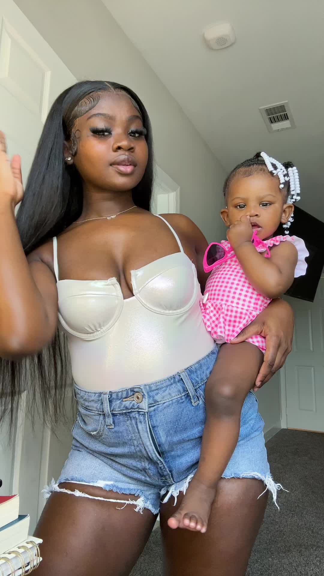 @abriajeantaa