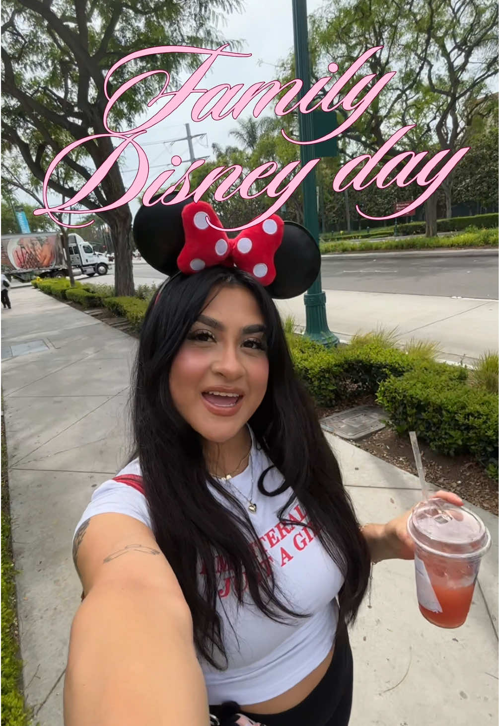 @rosalie marie 🎀🪞🧸