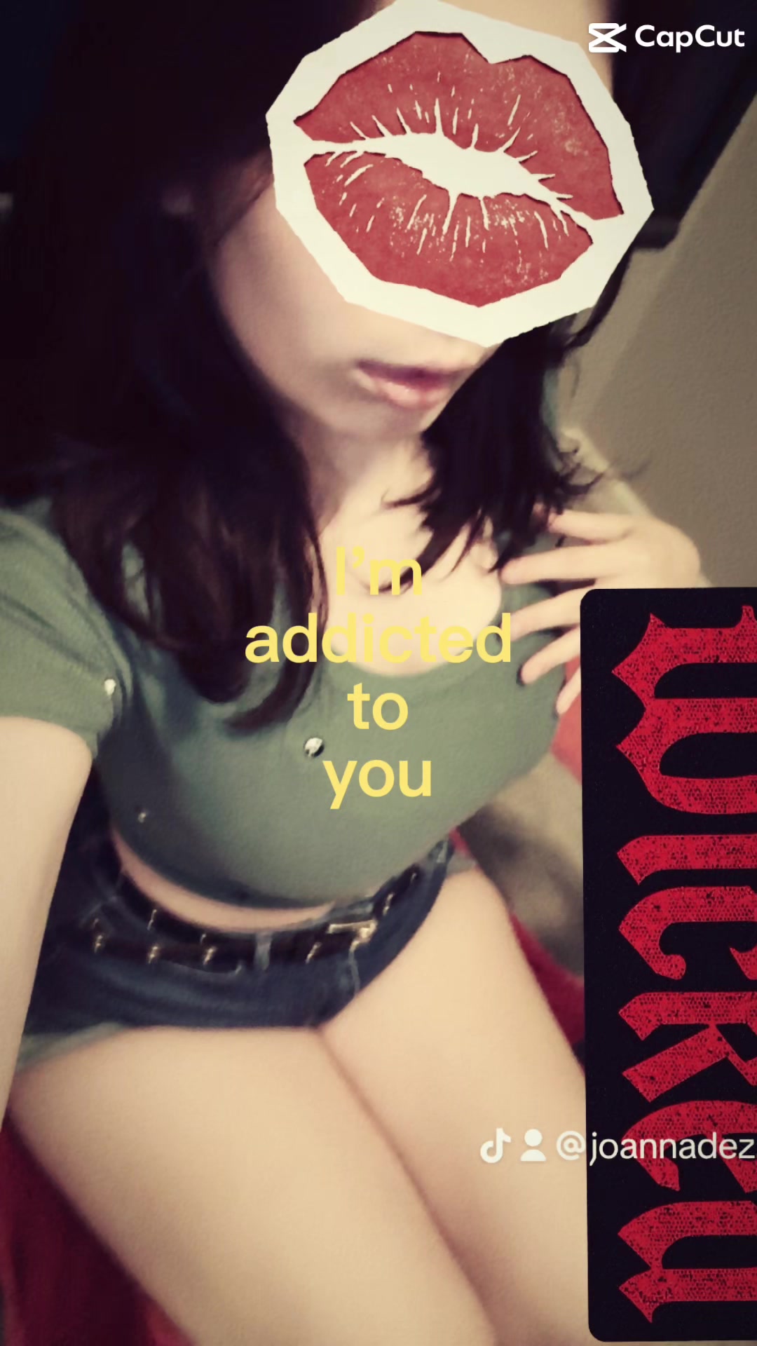 @Zezi the emo clown 🖤🤡😝