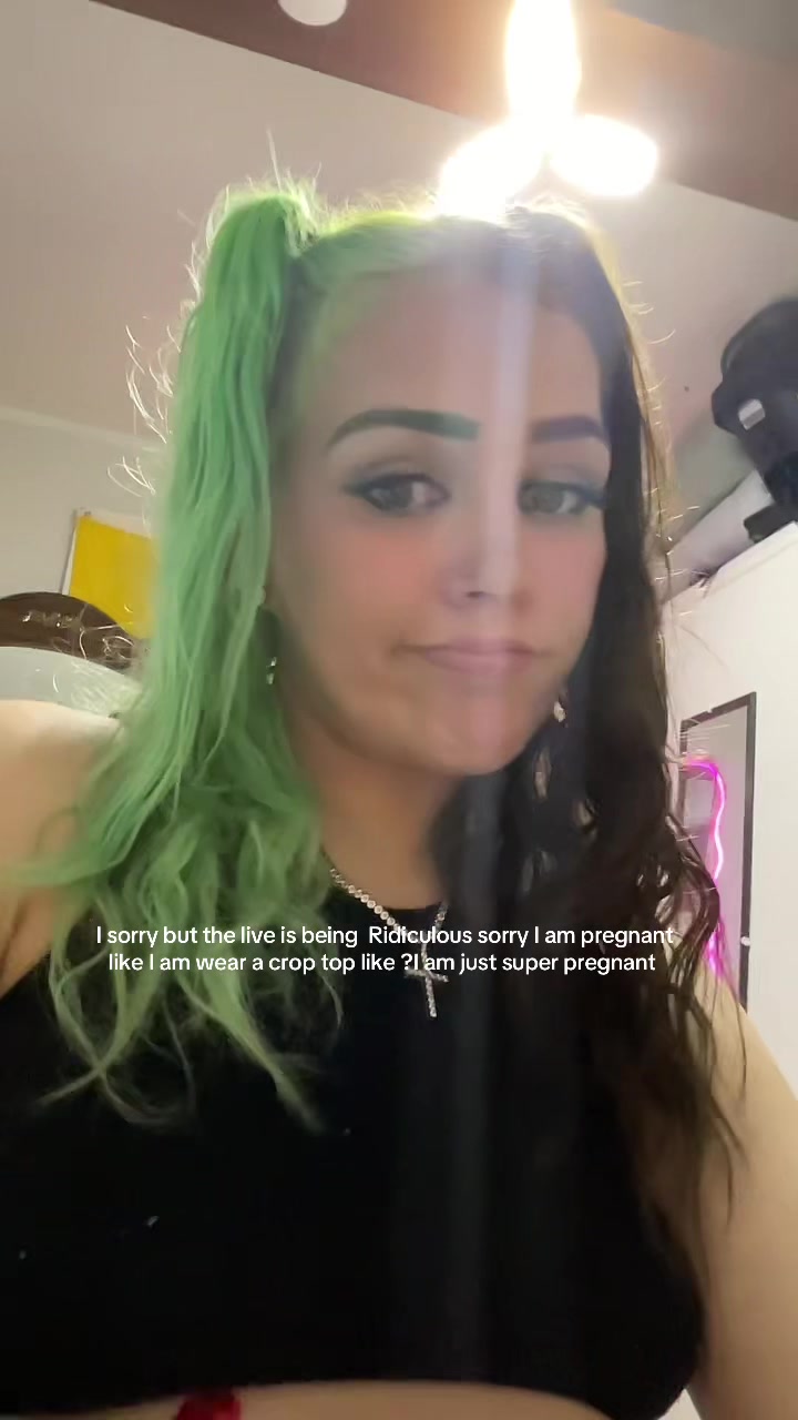 @victoriahyde_23