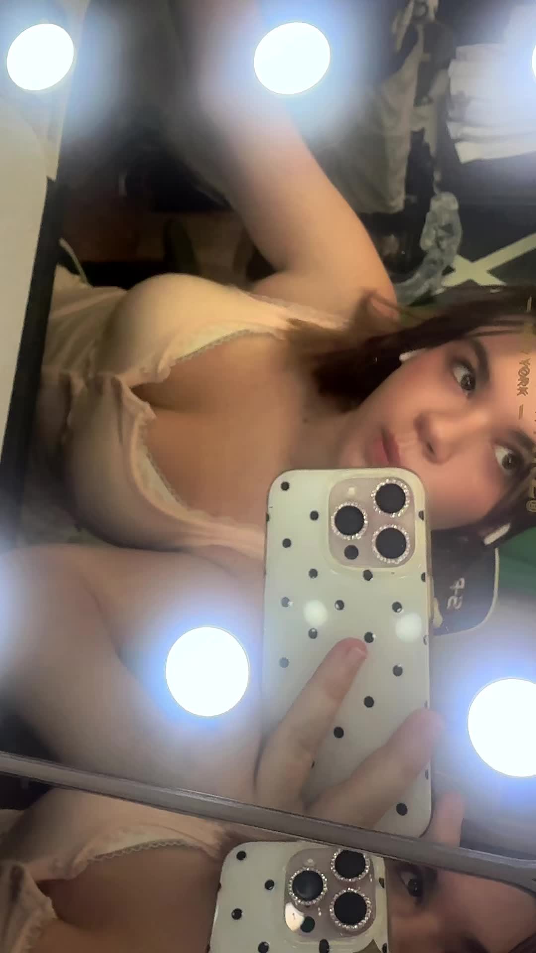 @𝒪𝓁𝒾𝓋ℯ 🫒🍸