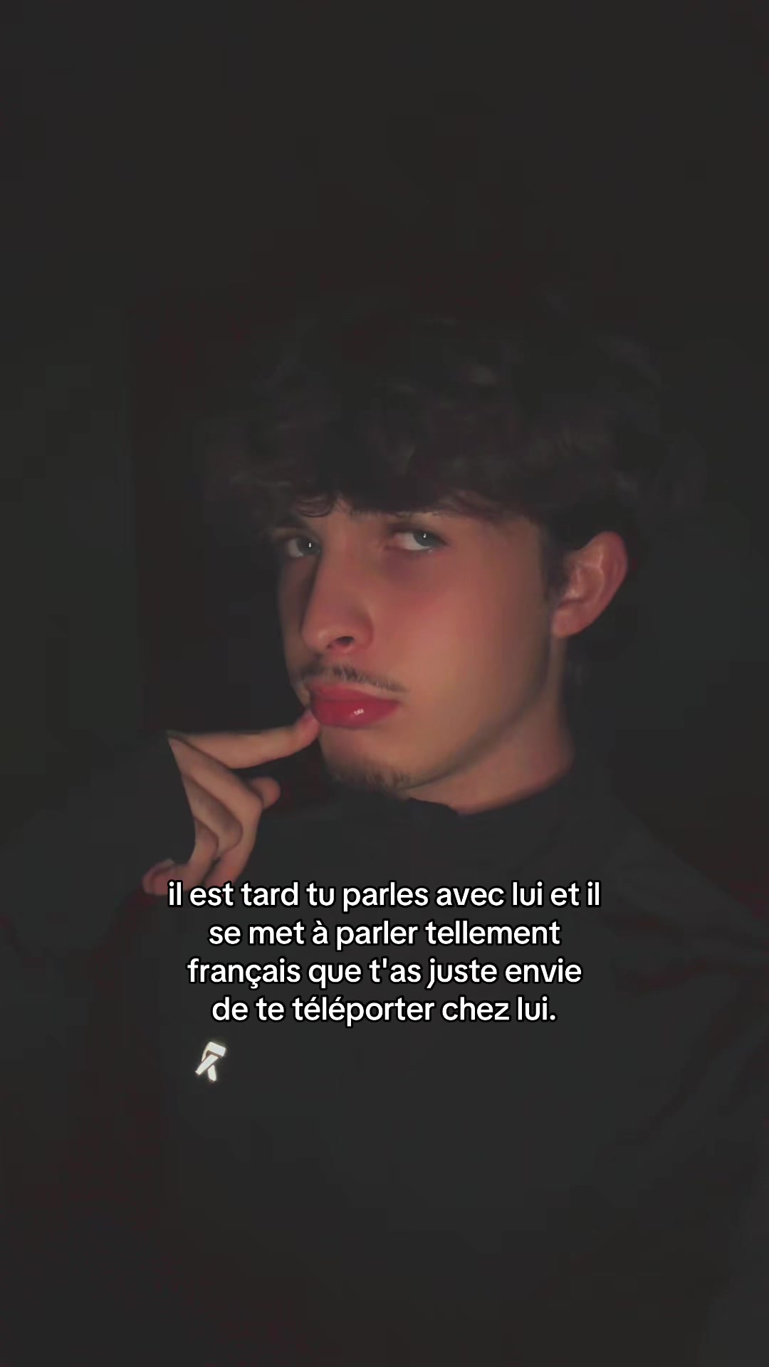 @𝘍'
