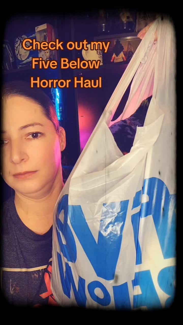 @Horror Nerd (Sherry) ๐ป๐๐งโ๏ธ
