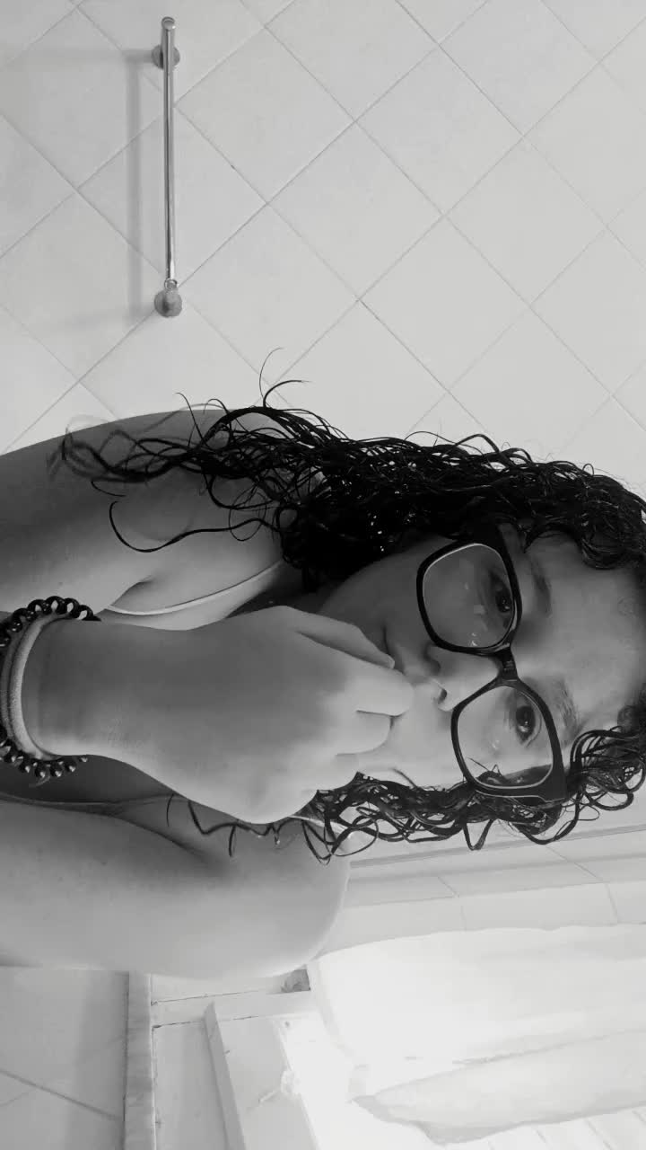 @rachelinaaa