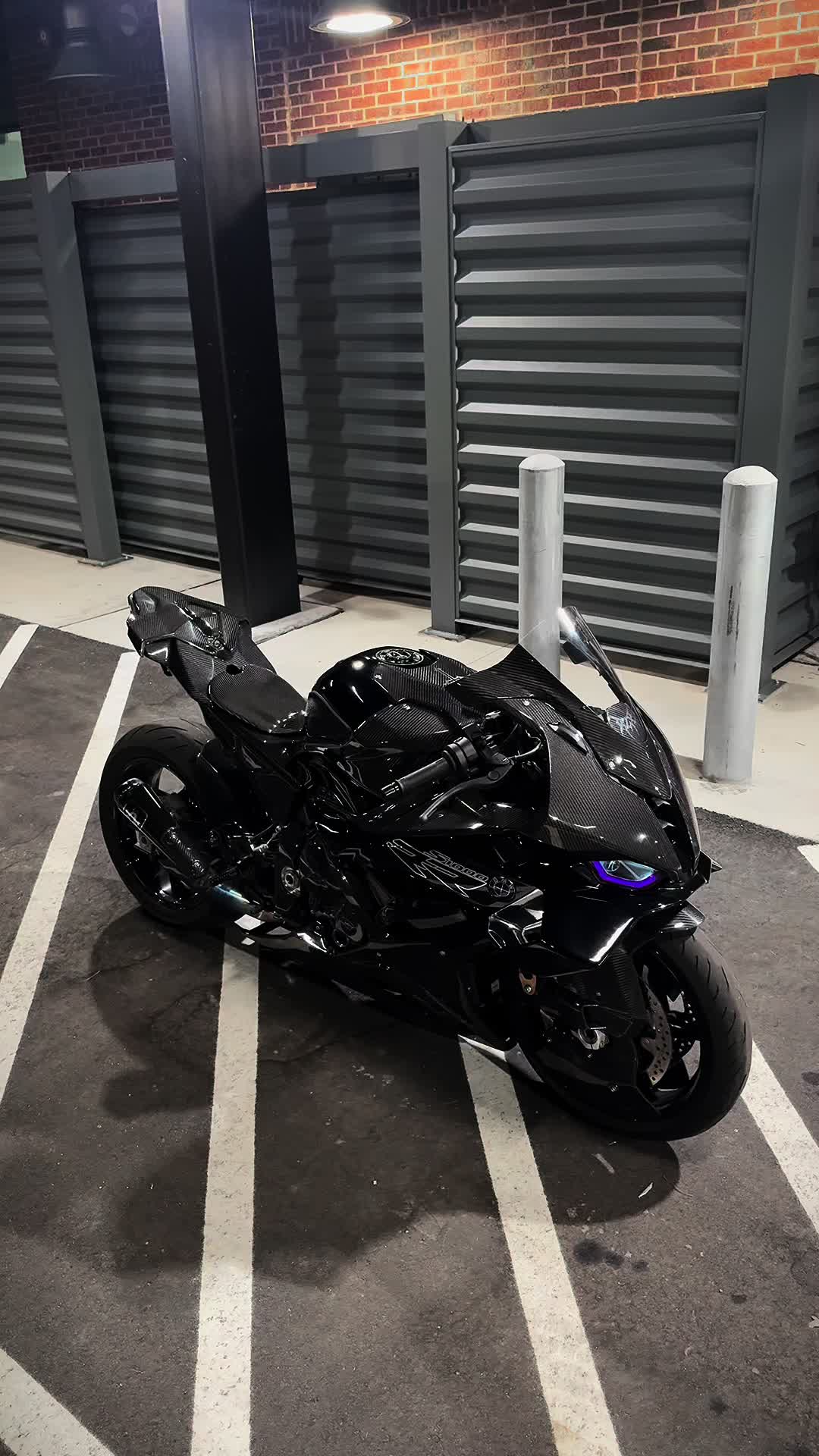 @s1krzx