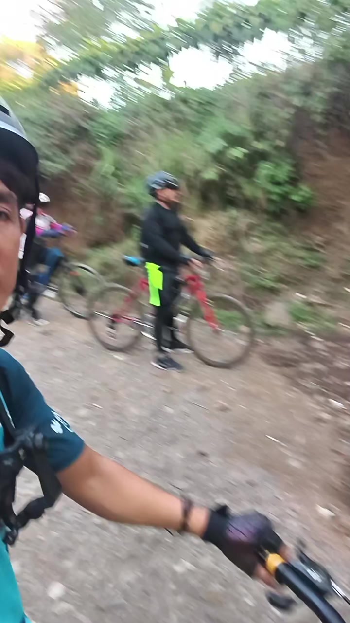 @Josué García
