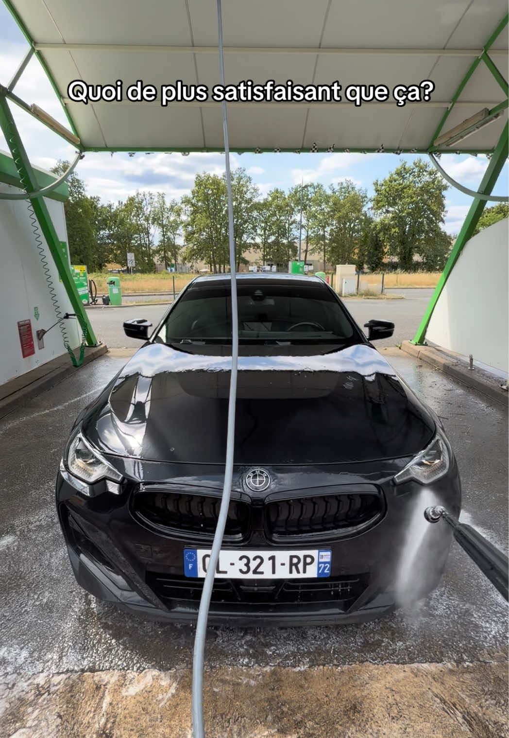 @Dark_m240i
