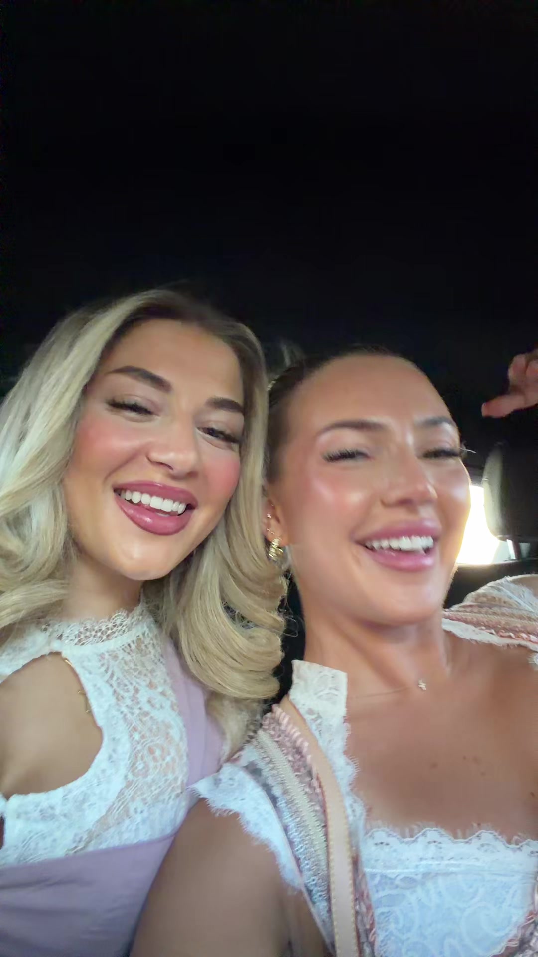 @Caro & Lori