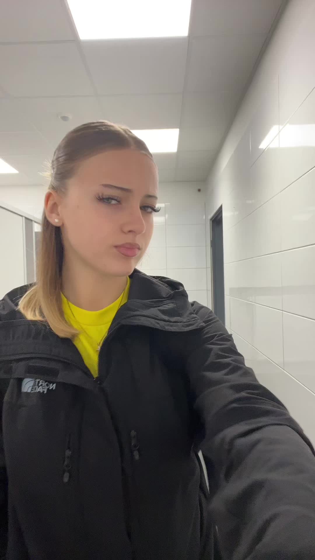 @𝒾𝓈𝒶𝒷𝑒𝓁𝓁