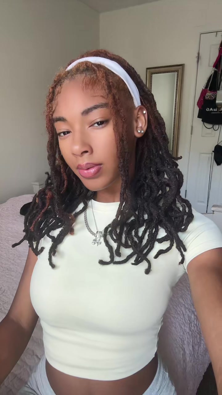 @lightskinfinstaaa_