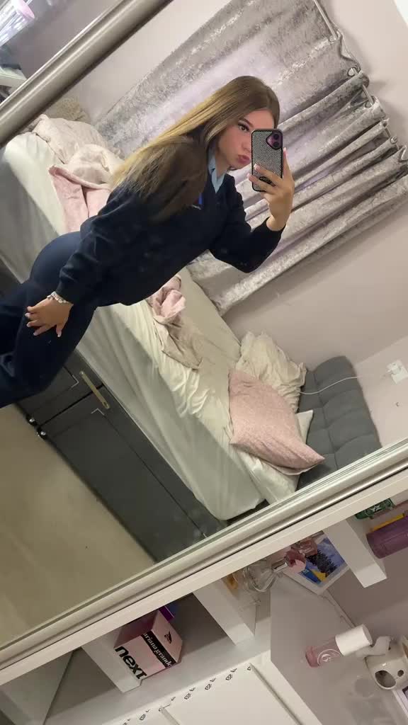@lily x