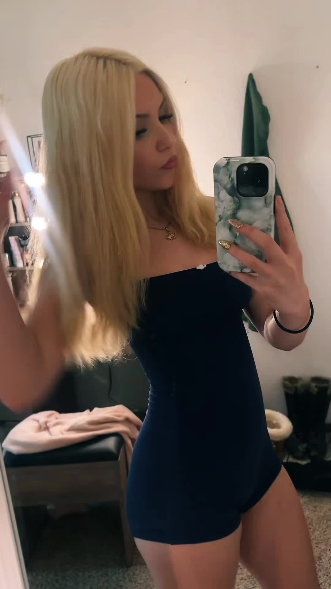 @jayyy