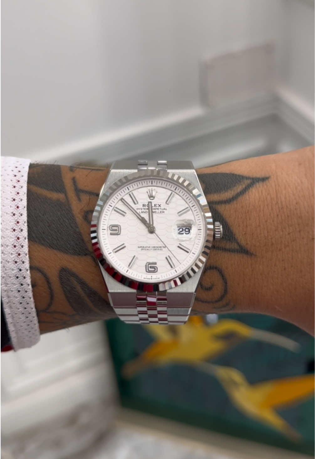 @E.G_WATCH