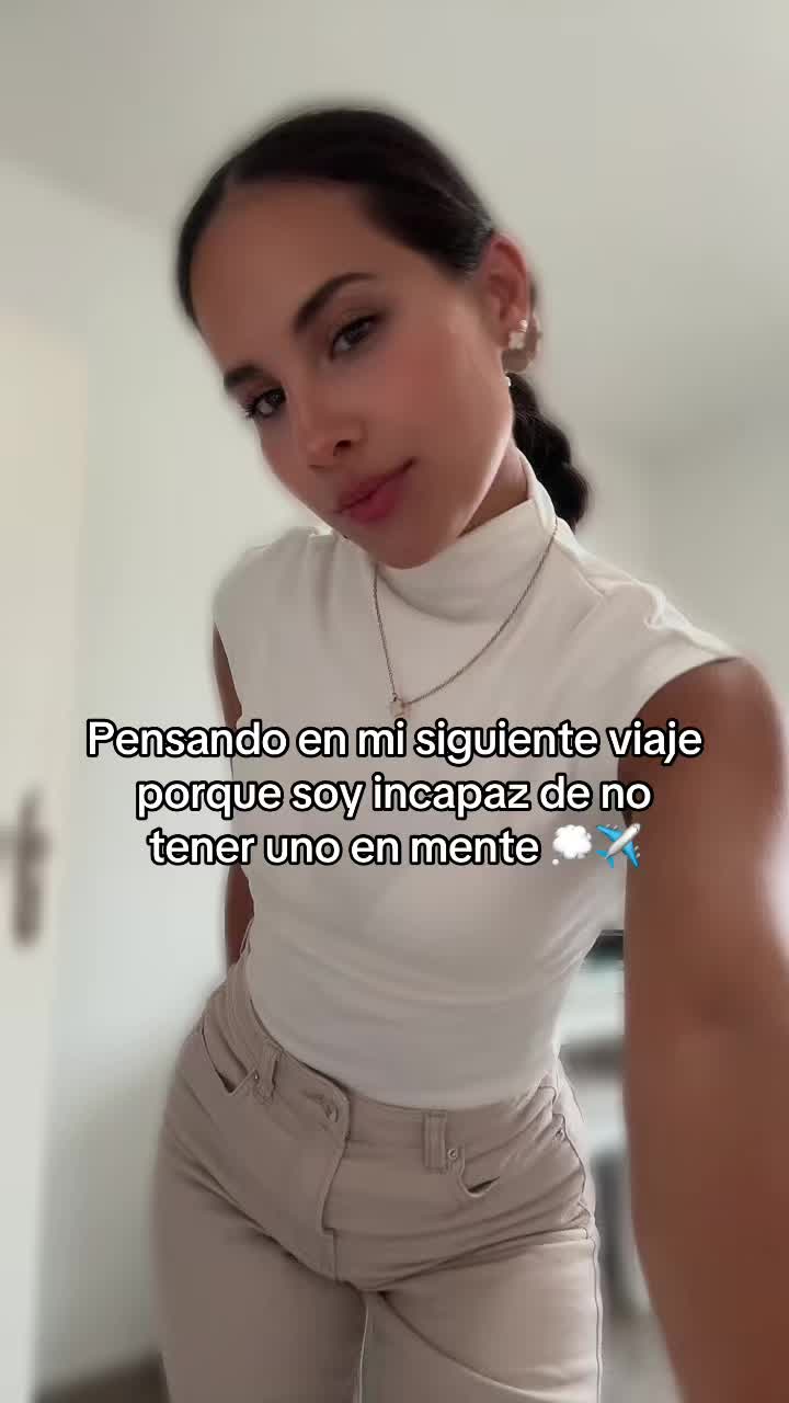 @Arianna Alvarez🇨🇺