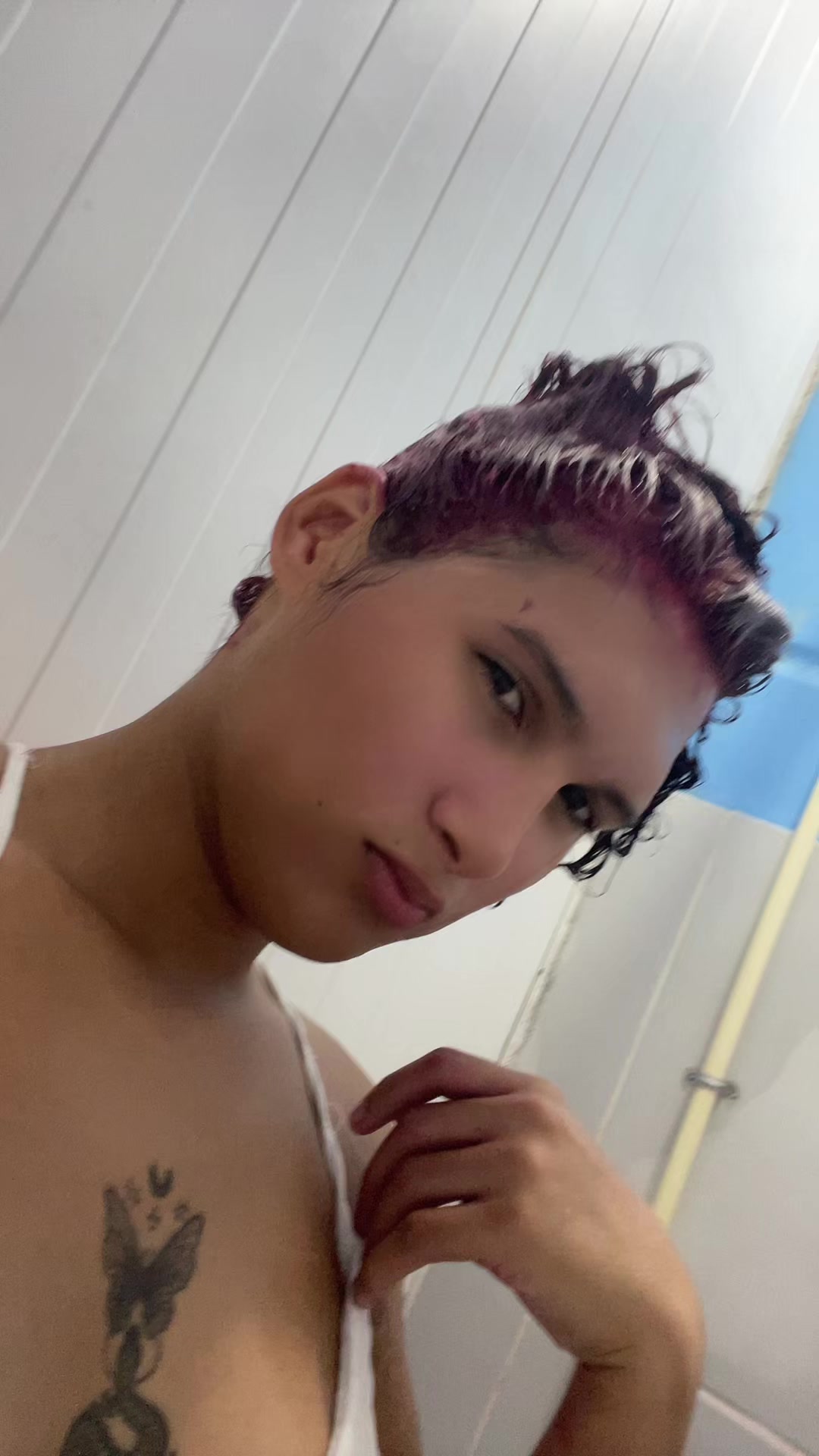 @_carla.gabrielly_
