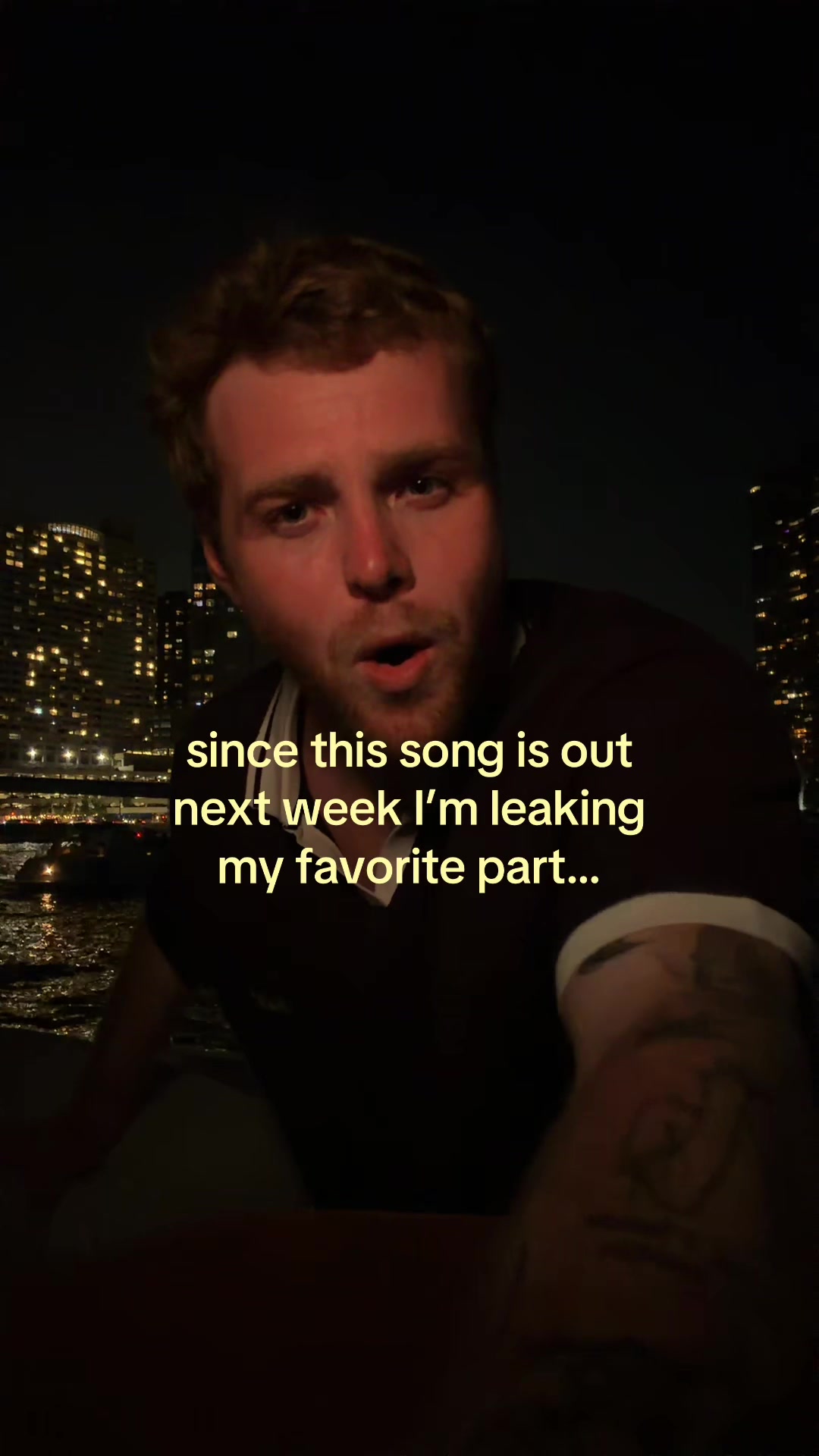 @Alex Warren