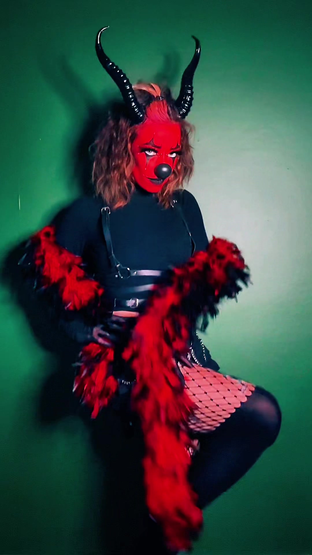 @leeloutheclown