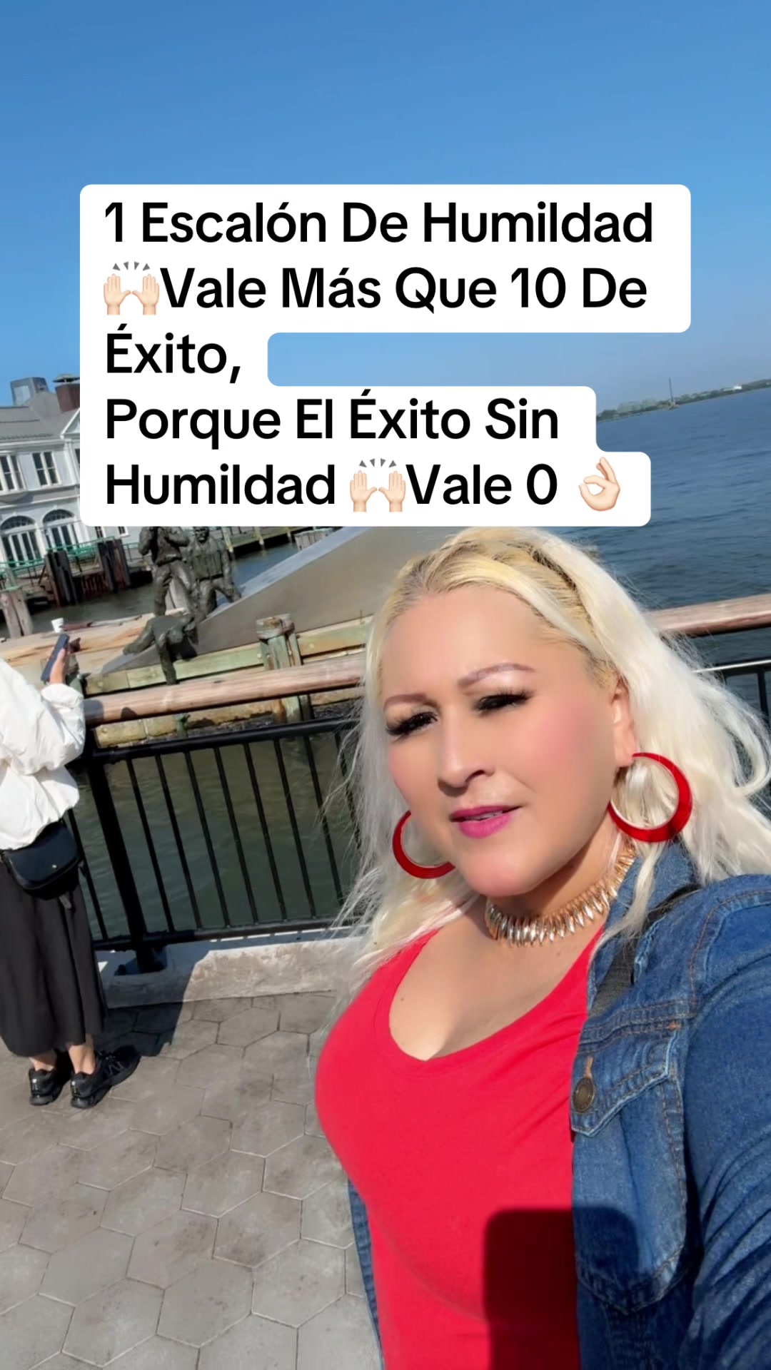 @la_rubia_catracha
