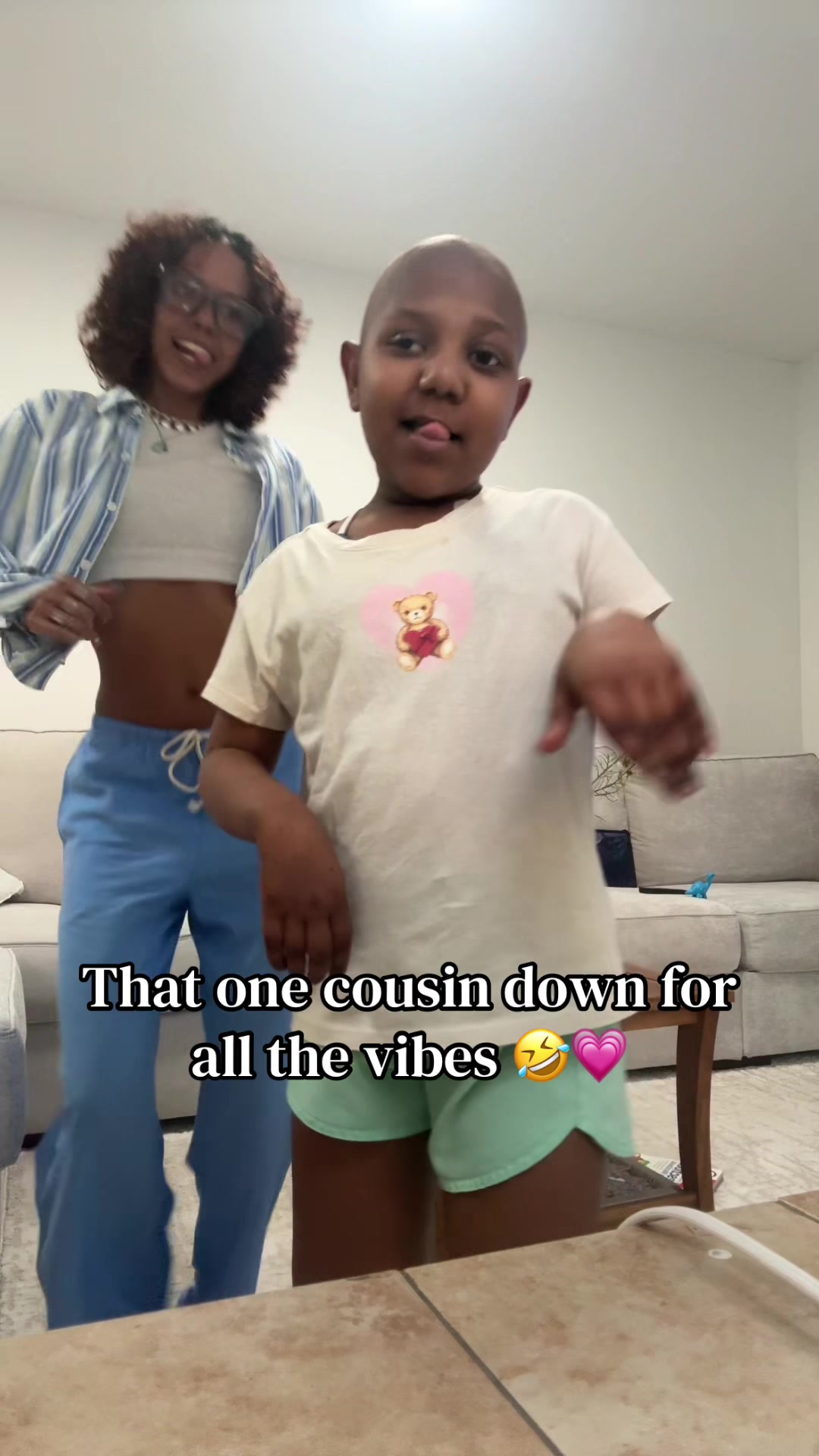 @Ari 🦋