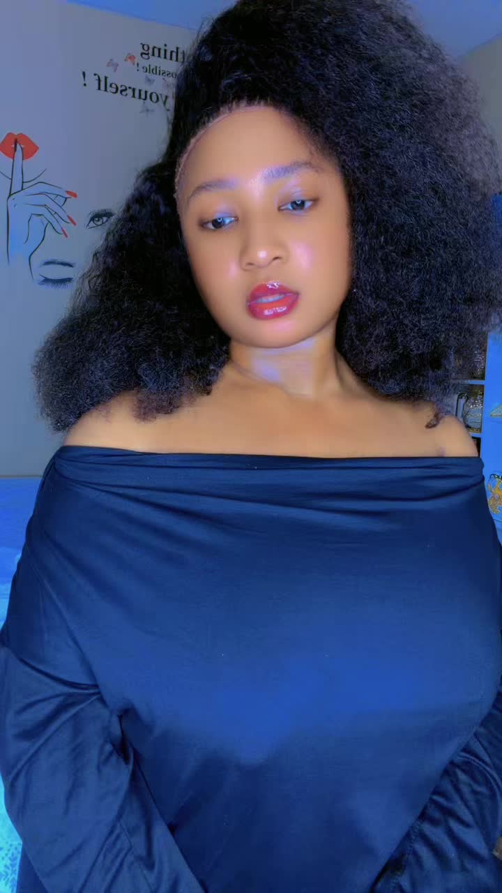 @Mumyans 😍👅😋❤️💋