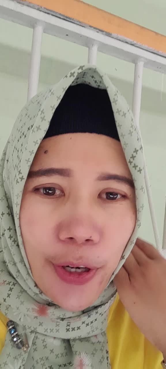@iyux