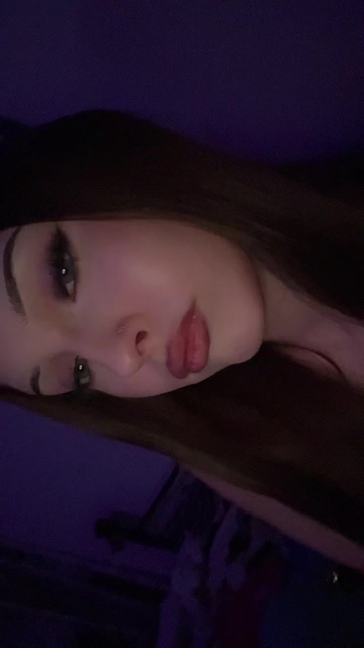 @ᴏʟɪᴡɪᴀ🇵🇱