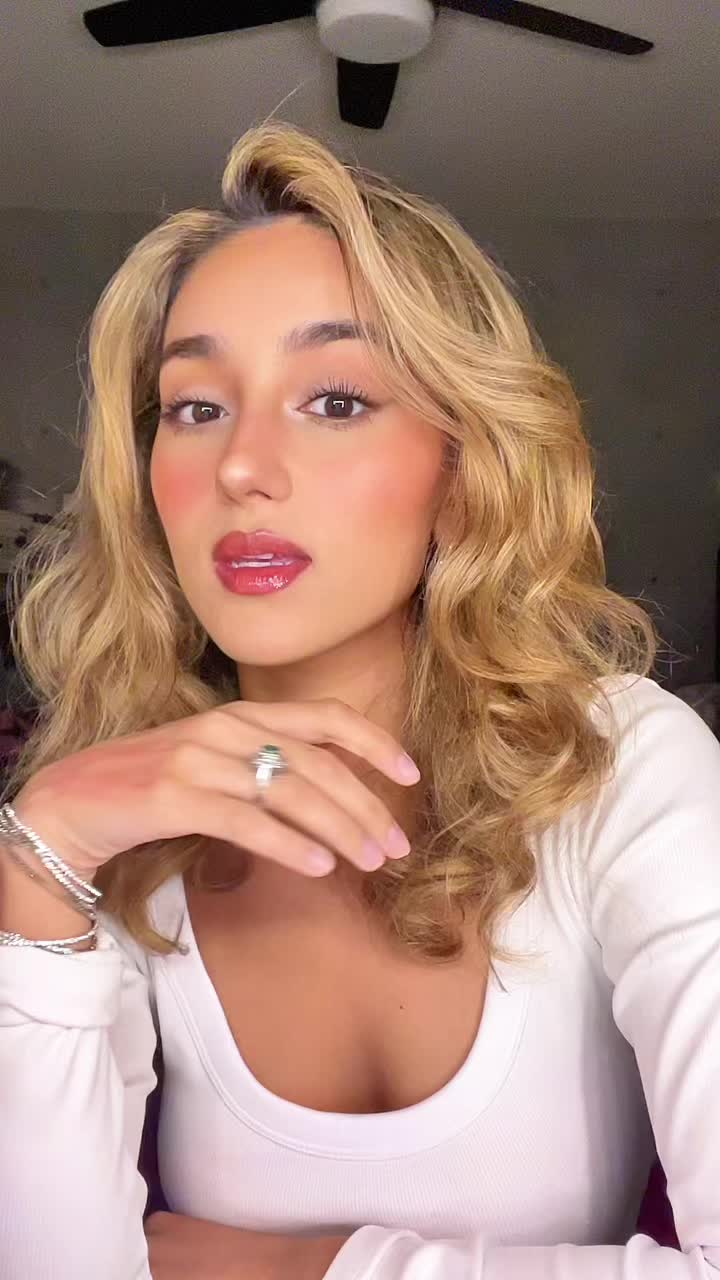 @Itsleylanabila