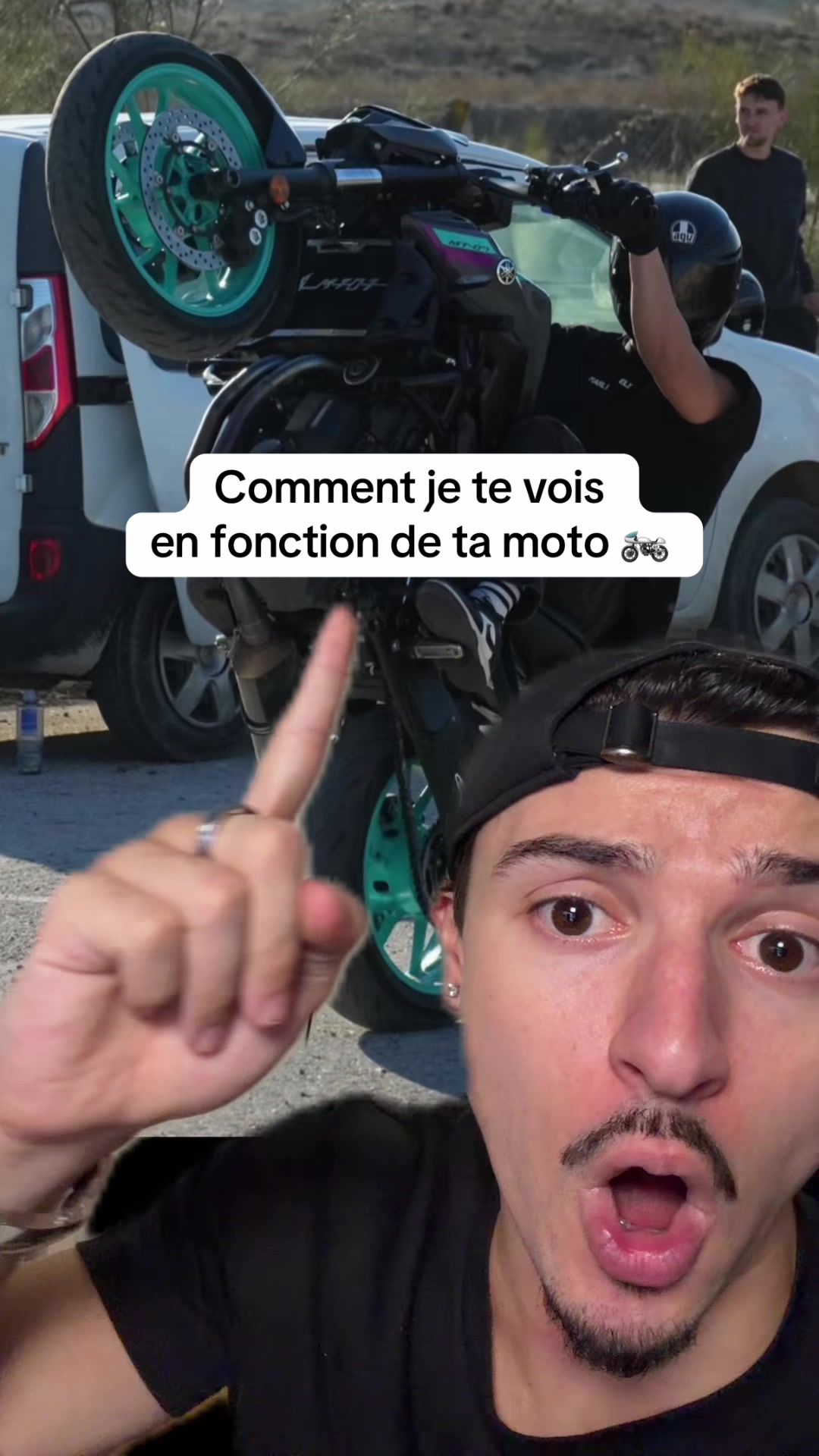 @AKIRO