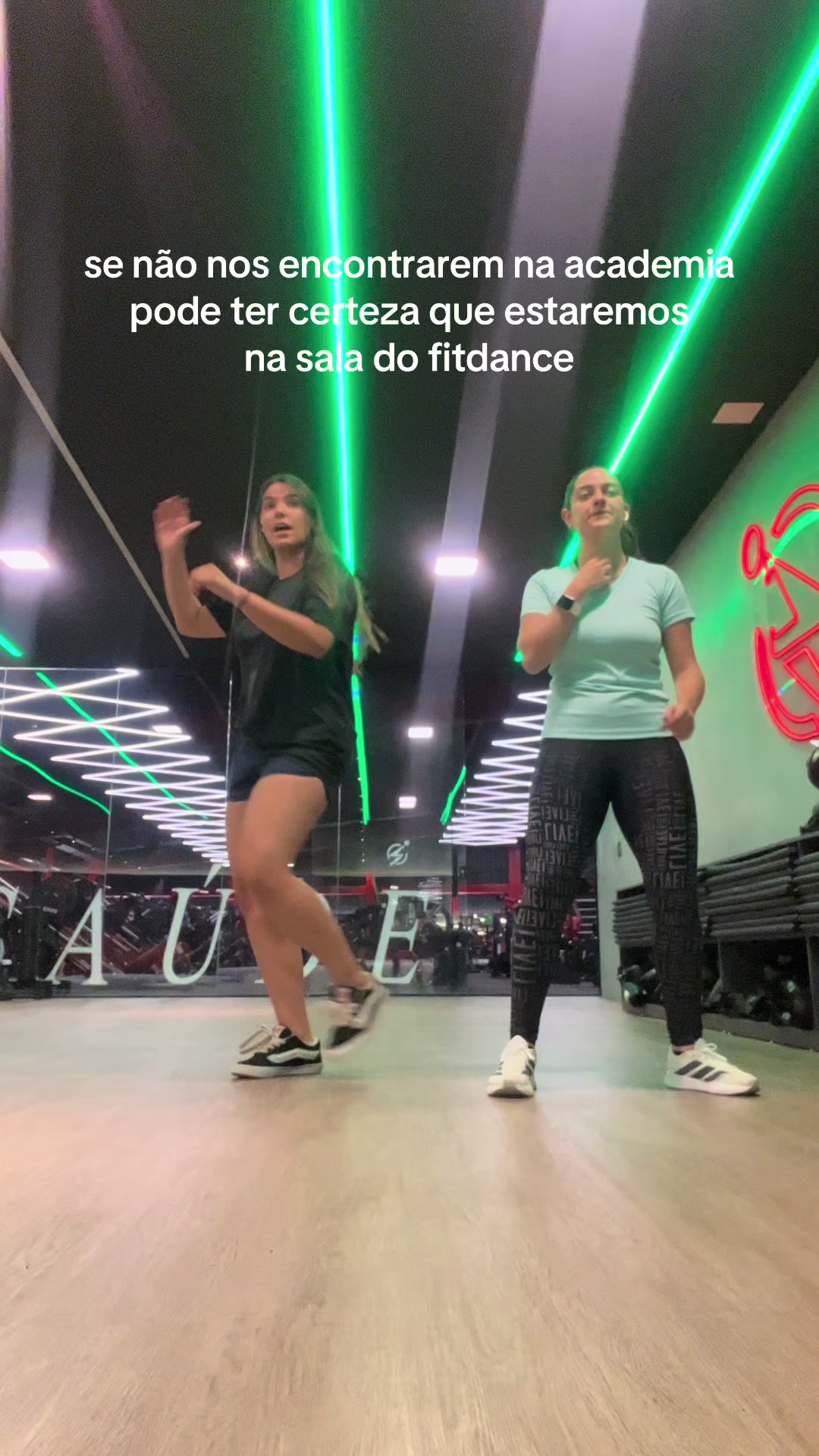 @fefeborges