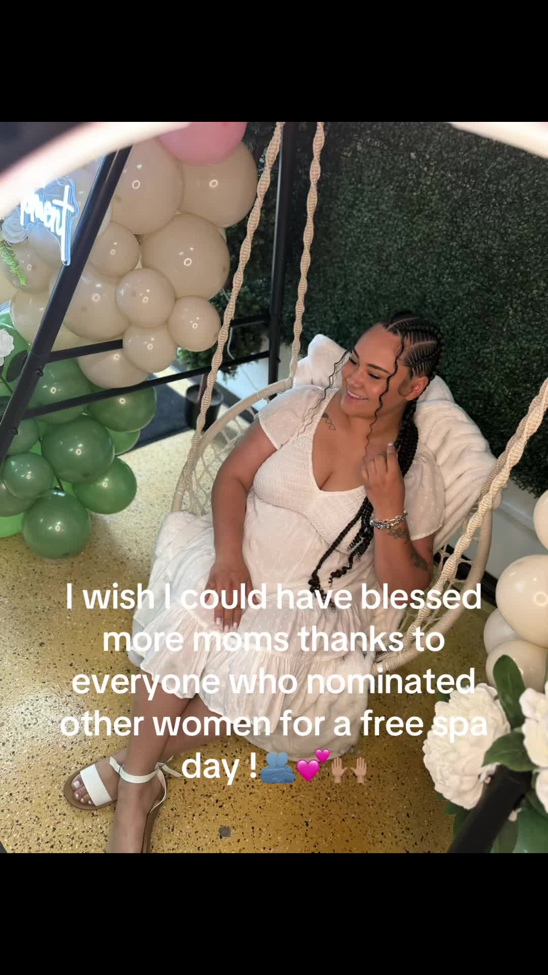 @MiMi 🎨🦋👑🦄