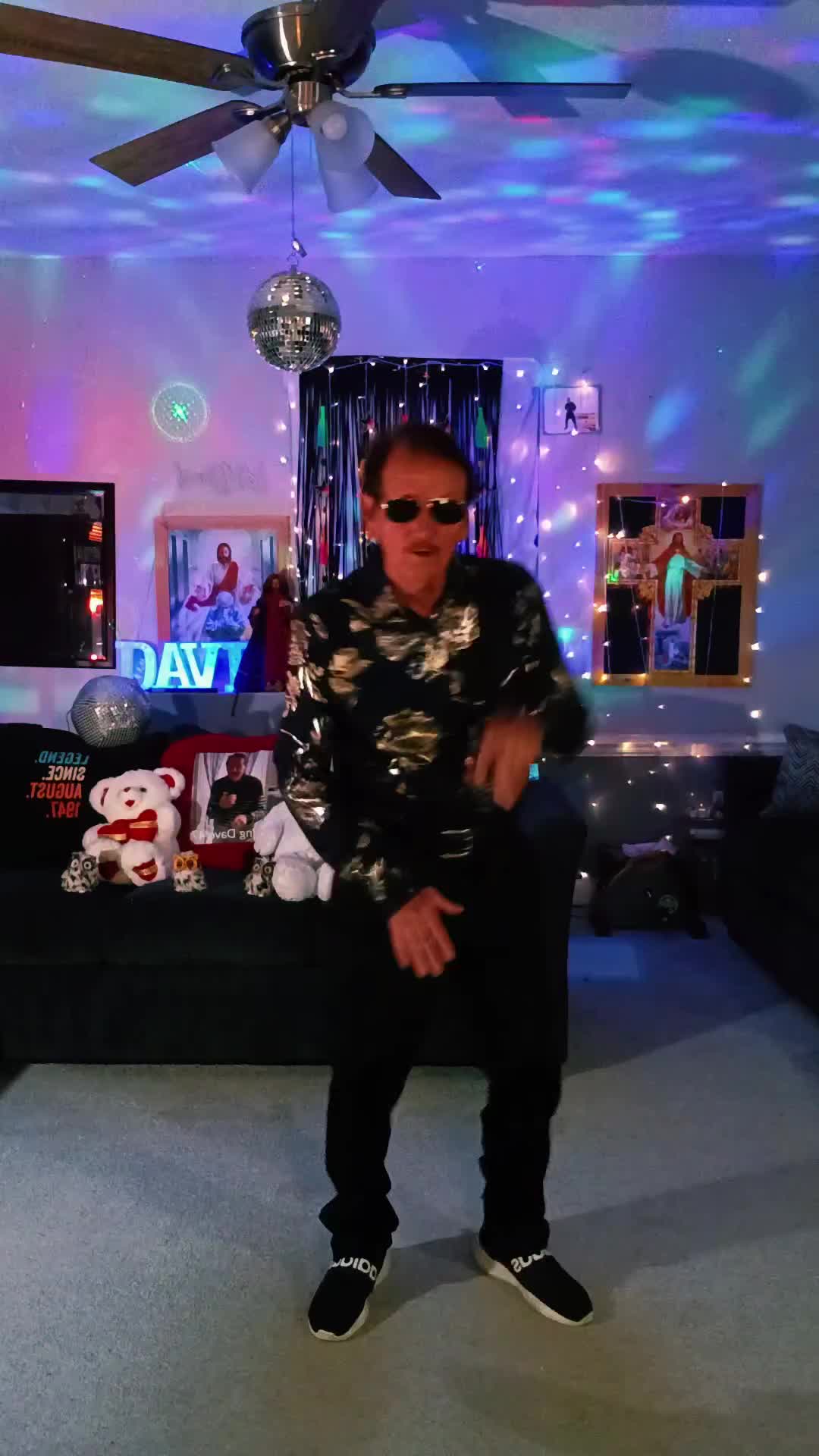 @dancing david