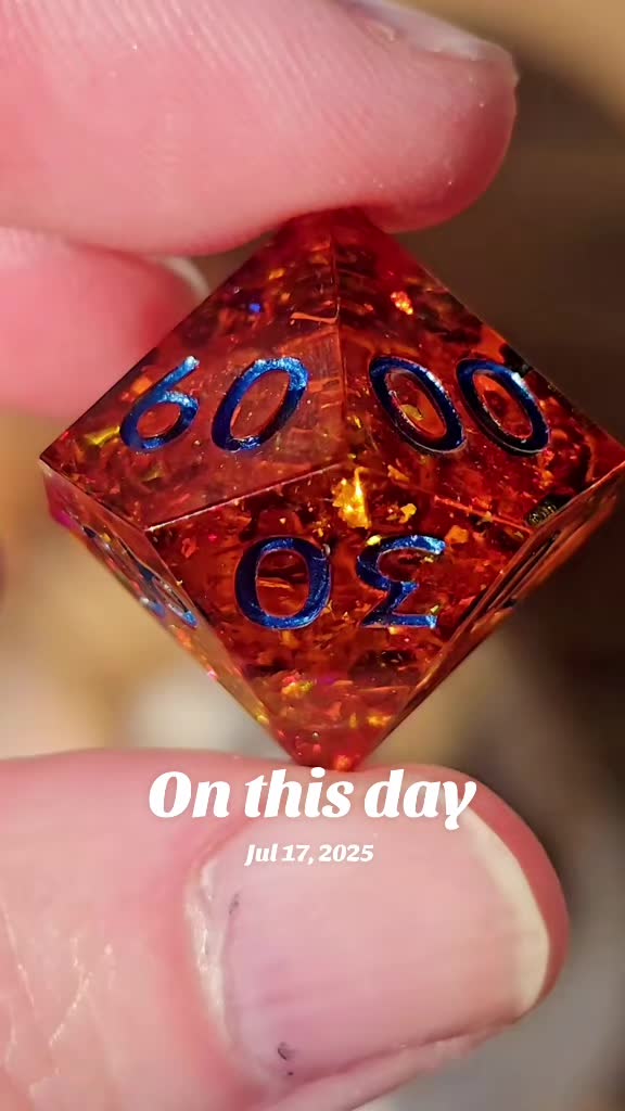 @KJ - Garnet Serpent Dice