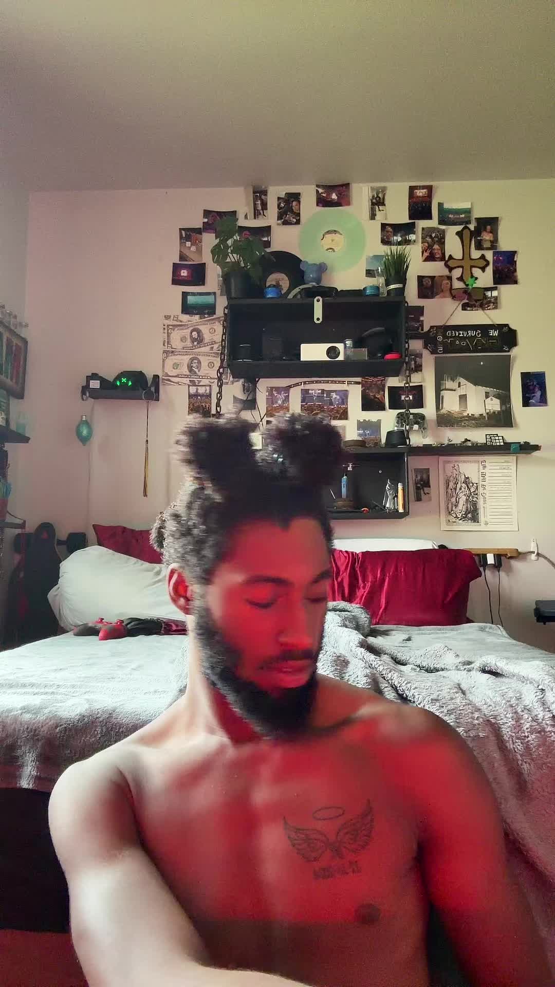 @quataivon