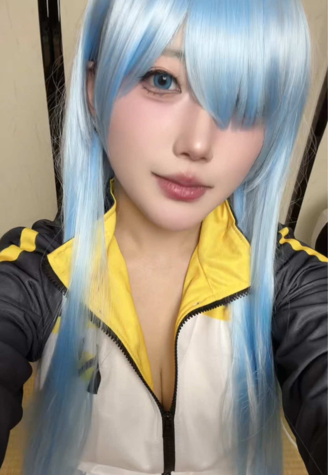 @獏モチ