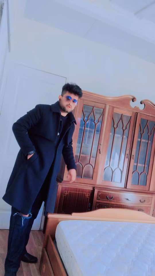 @Roshan Thapaliya 🇵🇹🇧🇪
