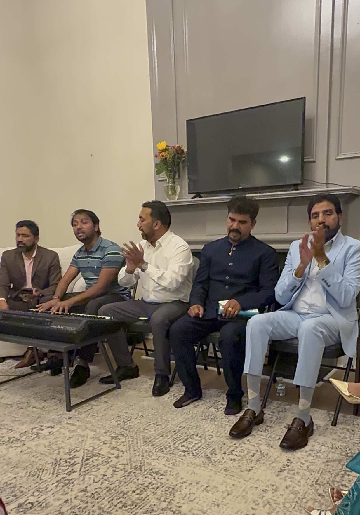 @Punjabi Family پنجابی فیملی