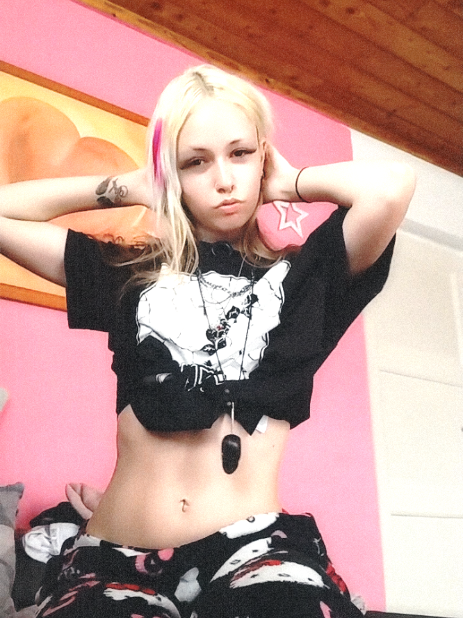 @FeLavi._xLoy♰★