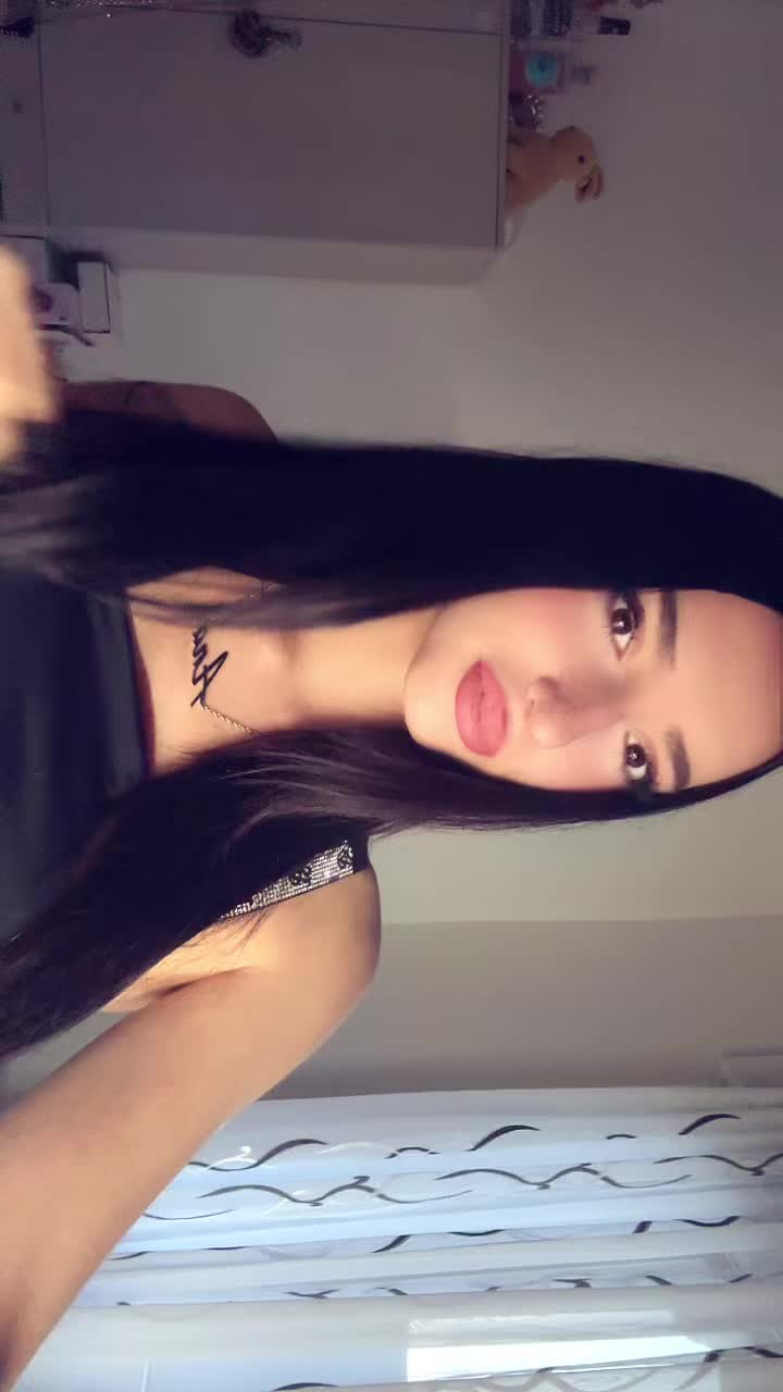 @nana𖣂