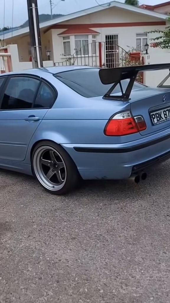 @trini_cars_tt