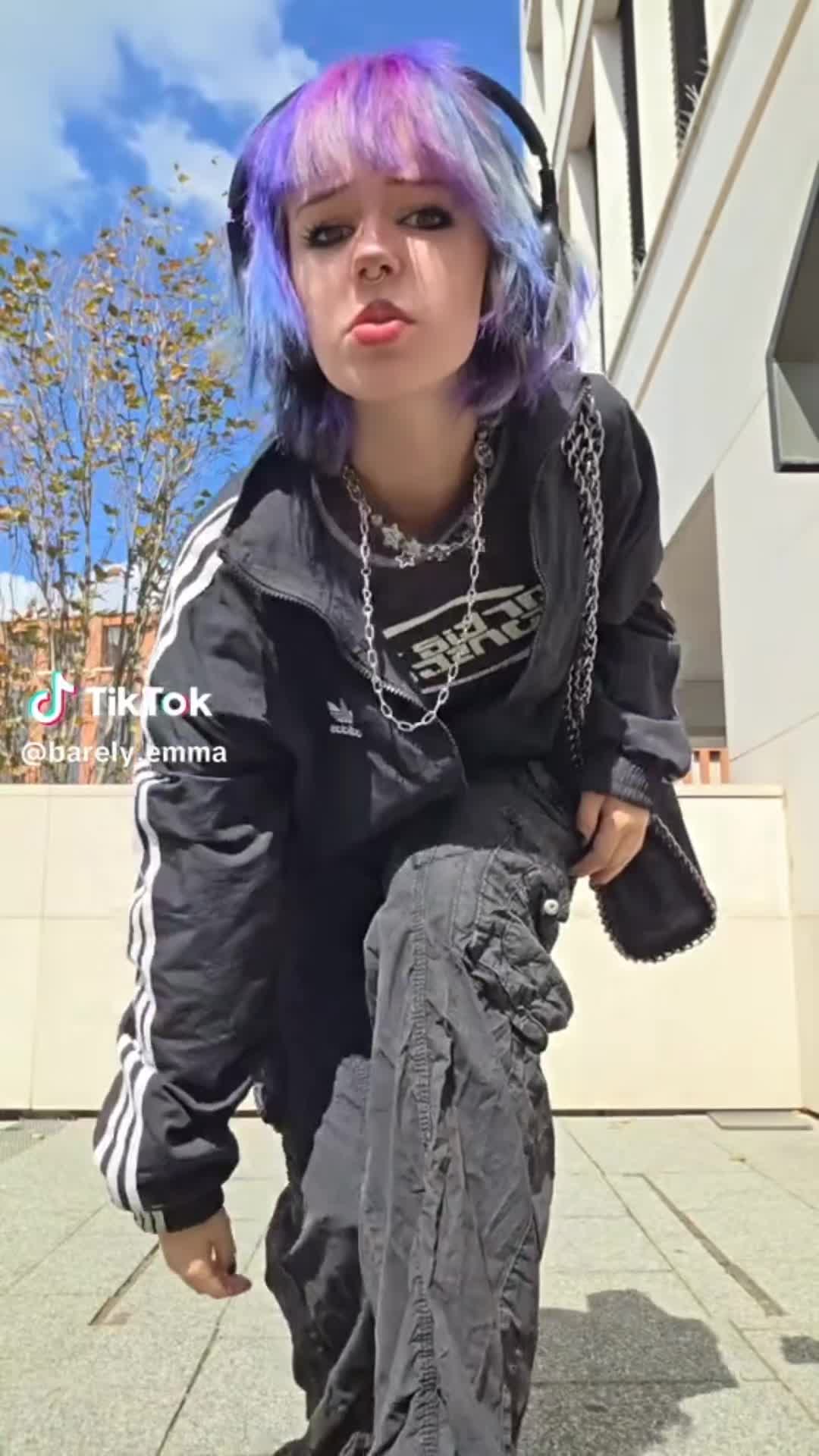 @lalakirs lee 🦈🦕💖👑☆